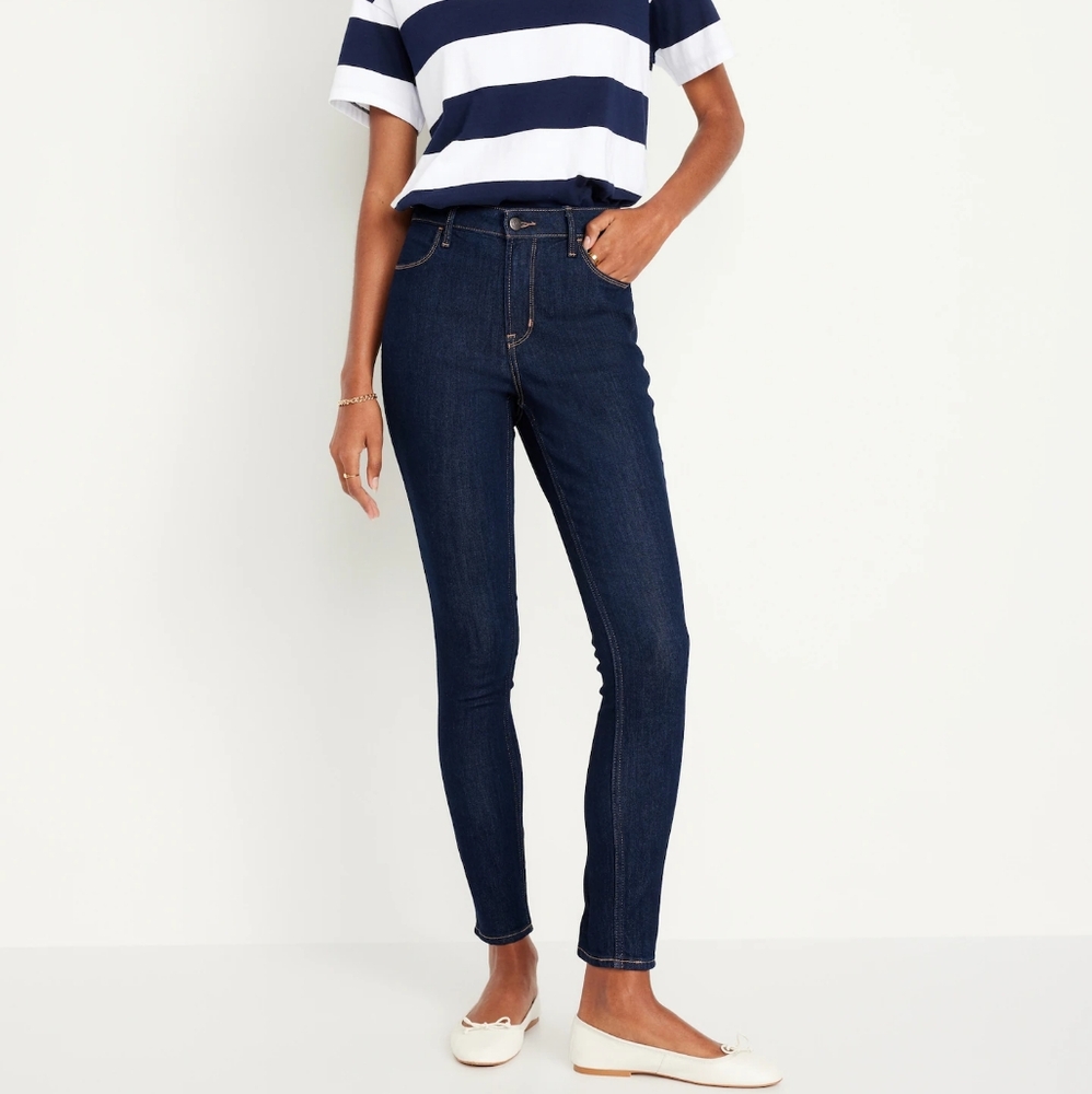 Old Navy Wow Hi Rise Skinny Jeans size 8